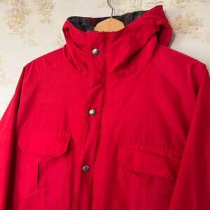 90s Red Woolrich Wool-Lined Flannel Raincoat Size L